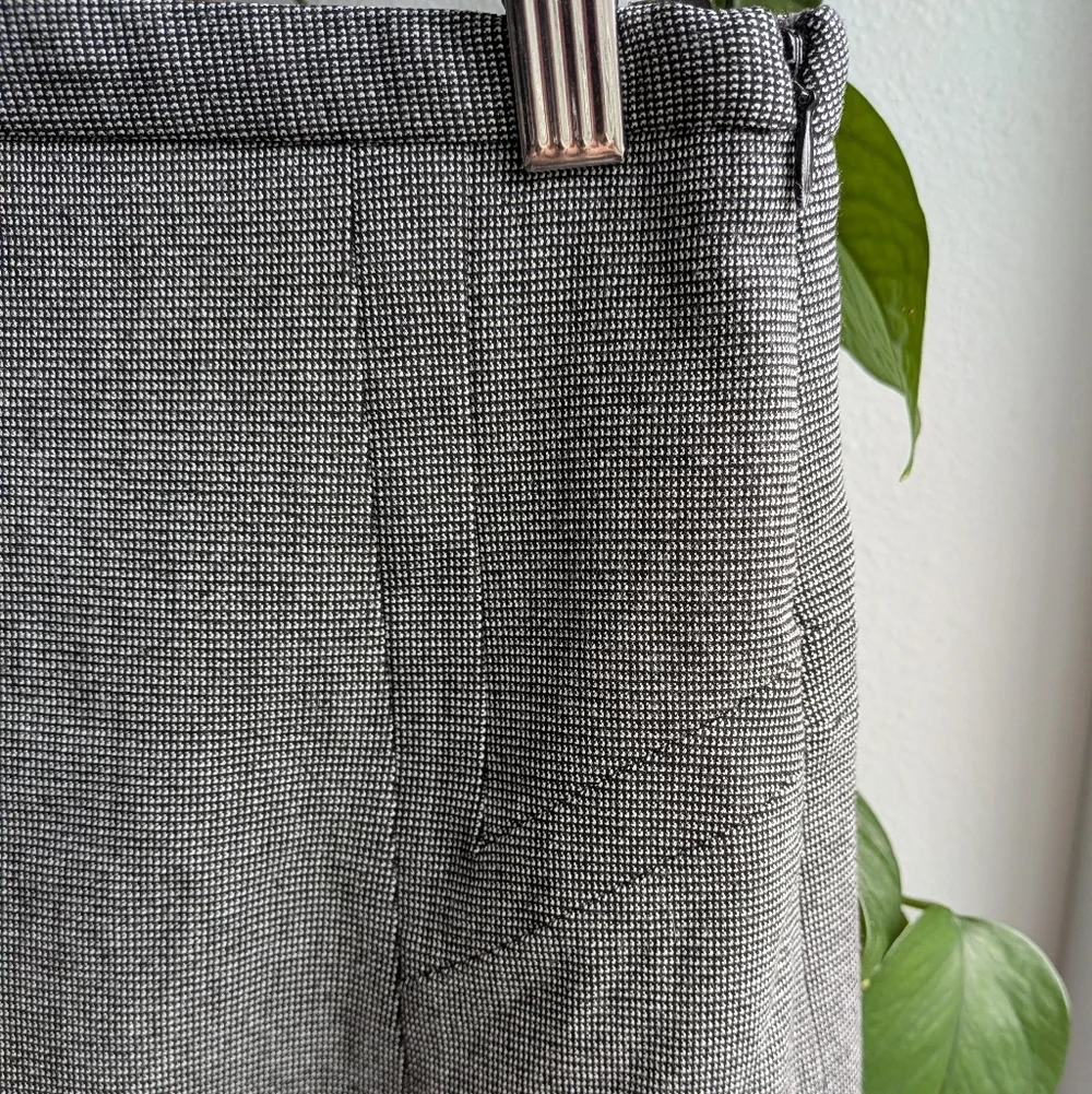 Express Design Studio Grey Textured Pencil Skirt - Size 4 - Y2K Office Chic